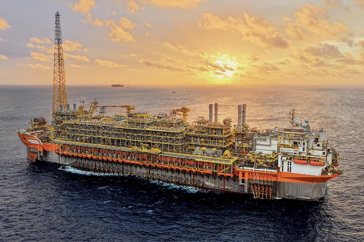 Petrobras, a maior empresa do ranking: quinta plataforma no campo de Mero, na Bacia de Santos, iniciou suas operações em maio (Agência Petrobras/Divulgação)