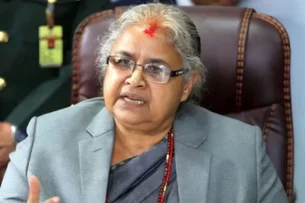 Nova premier interina do Nepal toma posse para liderar transição após protestos violentos