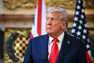 Trump ameaça demissões em massa caso governo paralise
