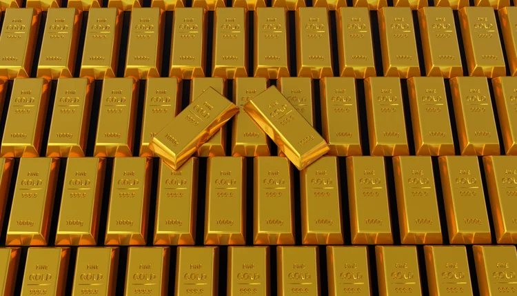 Ouro: metal ultrapassa a marca de US$ 3.800 por onça troy (sutan abraham/Getty Images)