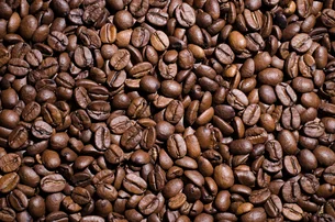 Café brasileiro perde espaço nos EUA em meio ao tarifaço — e Colômbia aproveita vantagem tarifária