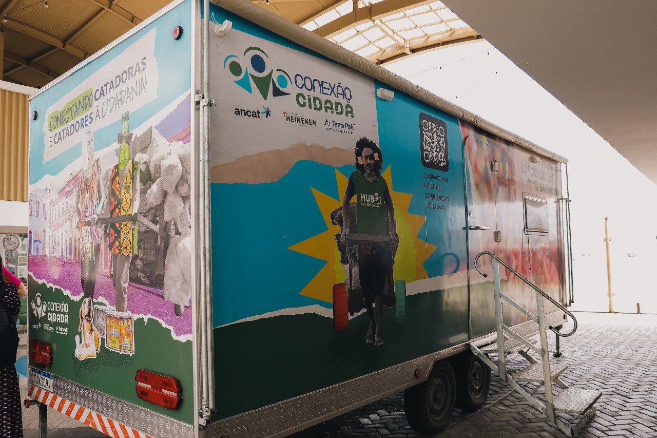 2 mil beneficiados: como o Instituto Heineken e a Ancat querem levar mais dignidade a catadores
