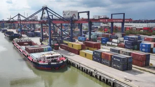 Exportações chinesas caem 1,1% em outubro