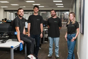 Imagem referente à matéria: Gigante dos dados investe em startup de Florianópolis (que tem até Bill Gates como cliente)
