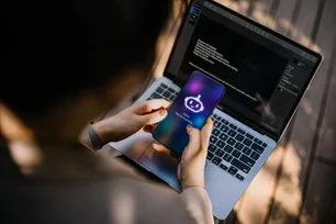 Imagem referente à matéria: O que há por trás do ChatGPT? Entenda como funcionam o treinamento do chatbot