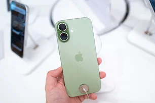 Imagem referente à matéria: Brasileiros recorrem a consórcio para compra novo iPhone, que pode custar 6 salários mínimos