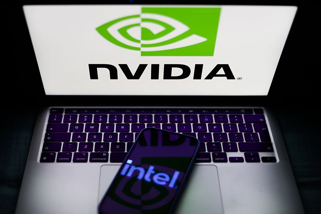 Intel tem maior alta em 38 anos. A Nvidia vai conseguir salvar a companhia dos maus tempos?