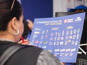 Engov para Gen Z, Salonpas para 'tiozões': as vendas da Pague Menos em sua farmácia no The Town