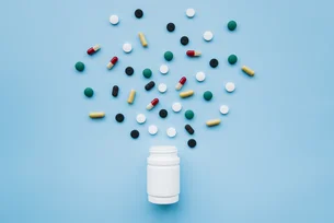 CFM pede que Anvisa revogue prescrição de antibióticos por enfermeiros; entenda caso