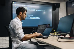 78% das funções em tecnologia exigem habilidades em IA, aponta estudo