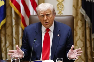 Imagem referente à matéria: Secretário do Tesouro de Trump propõe trégua mais longa em tarifa para China por terras-raras