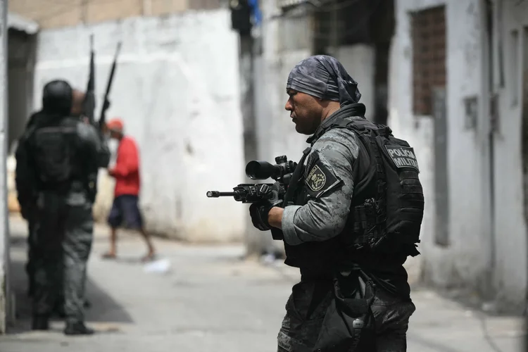 Rio de Janeiro: operação aumentou a preocupação da população com a violência (Mauro PIMENTEL/AFP)