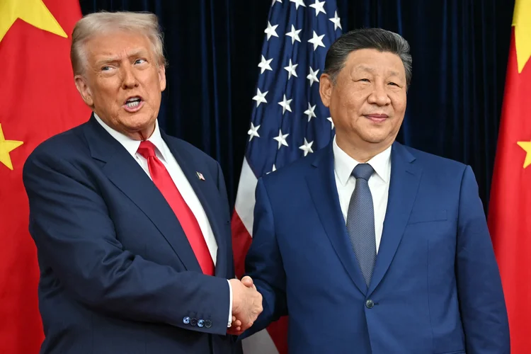 EUA e China: Trump conversou nesta segunda-feira com Xi Jinping, presidente da China