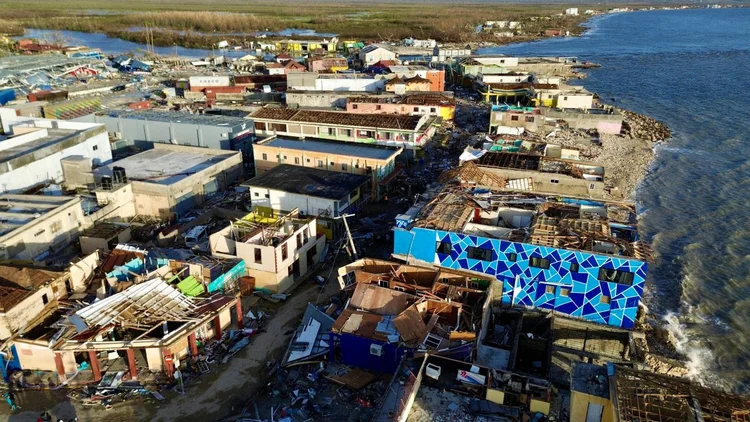 Os pesquisadores estimam que em um mundo com 2°C de aquecimento, os ventos seriam ainda mais fortes e os danos seriam maiores