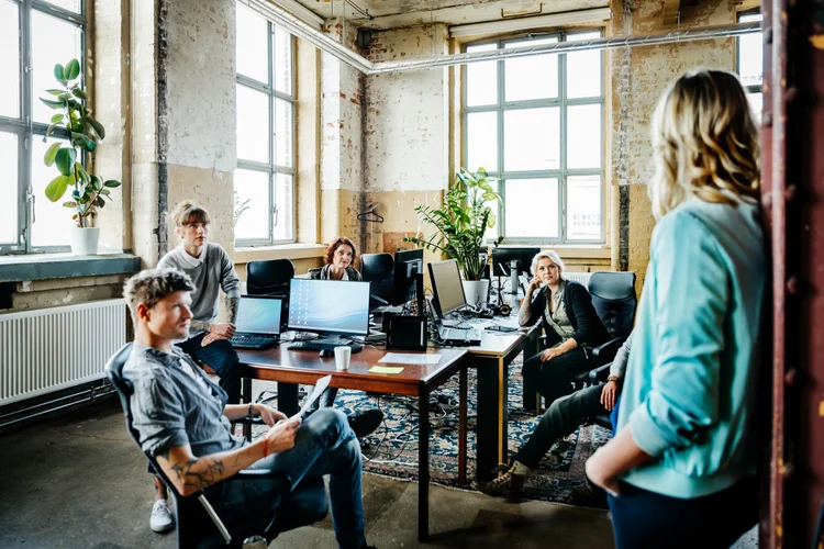 As 20 startups receberão mentorias e capacitação  (Hinterhaus Productions/Getty Images)