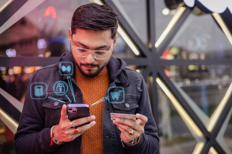 E-commerces que não utilizam IA e automação podem acabar ficando para trás (Uma Shankar sharma/Getty Images)