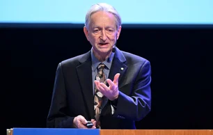 Imagem referente à matéria: Conheça Geoffrey Hinton, o 'padrinho da IA' que ganhou o Nobel de Física em 2024
