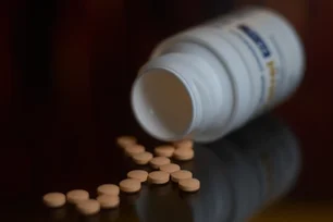 Imagem referente à matéria: Saúde mental no trabalho: uso de medicamentos dispara entre profissionais brasileiros