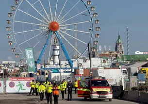 Oktoberfest de Munique reabre após alerta de explosivos e incidentes na cidade