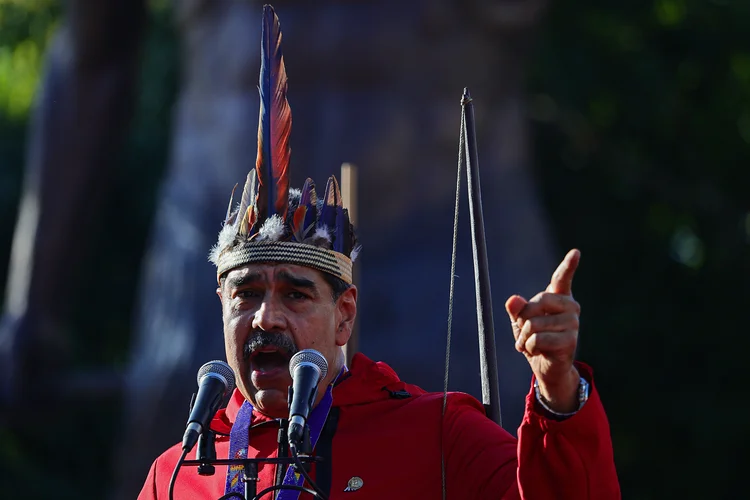 Nicolás Maduro: presidente da Venezuela chama María Corina Machado de “bruxa demoníaca” após a líder opositora vencer o Prêmio Nobel da Paz. (Jesus Vargas/Getty Images)