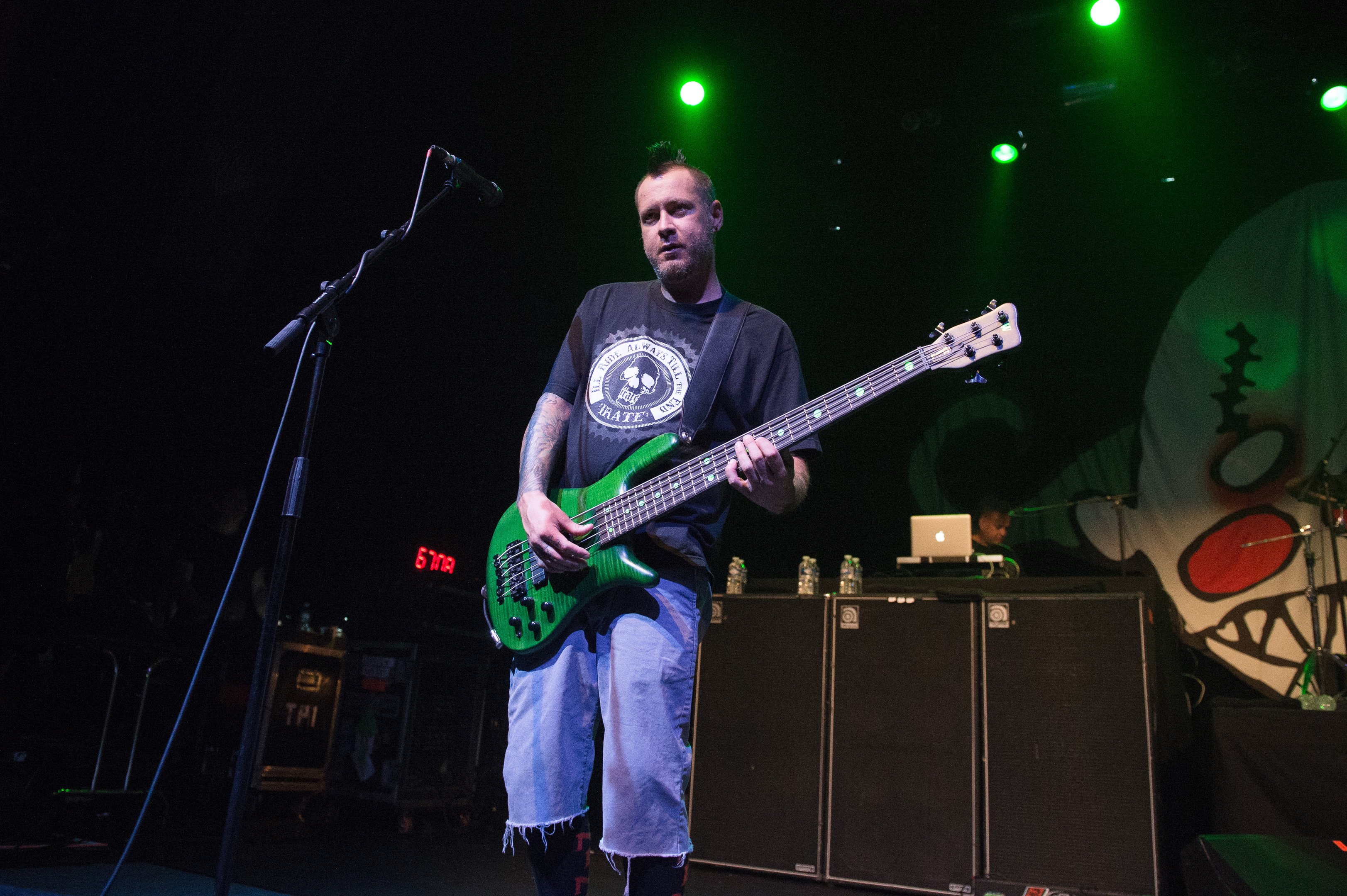 Sam Rivers, baixista do Limp Bizkit, morre aos 48 anos