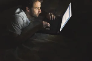 IA vai transformar a Black Friday em ‘Black Fraude’? A dúvida fará consumidores gastarem menos