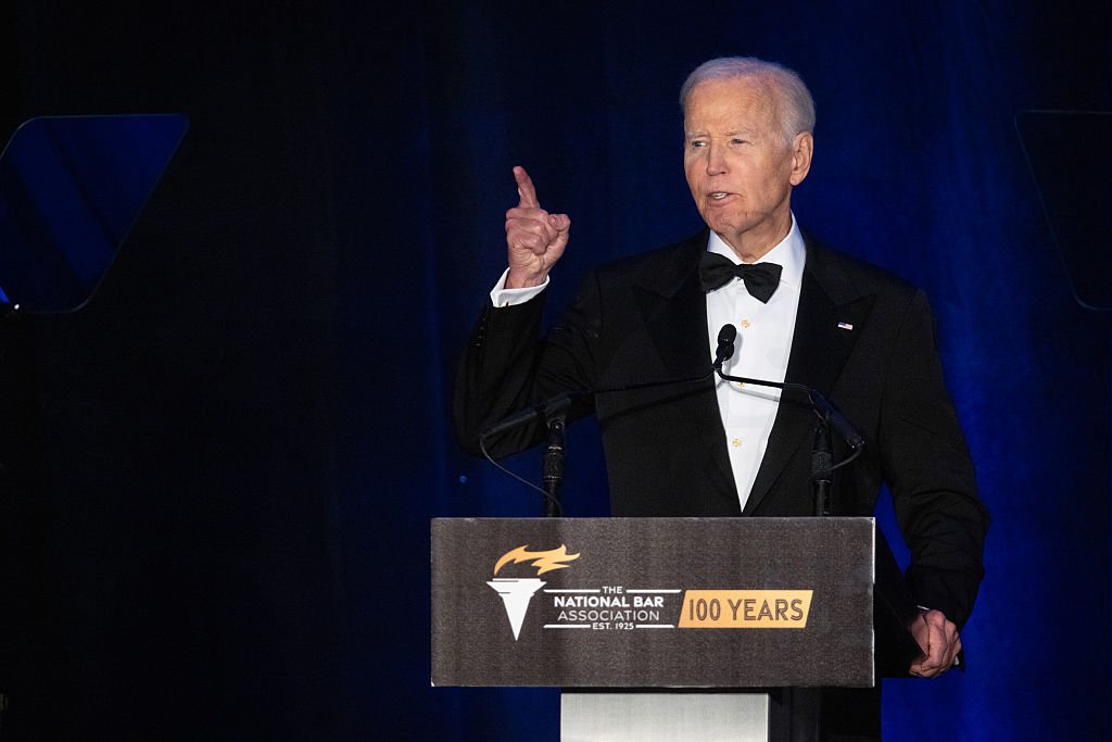 Ex-presidente Joe Biden passa por radioterapia para tratar câncer, diz porta-voz