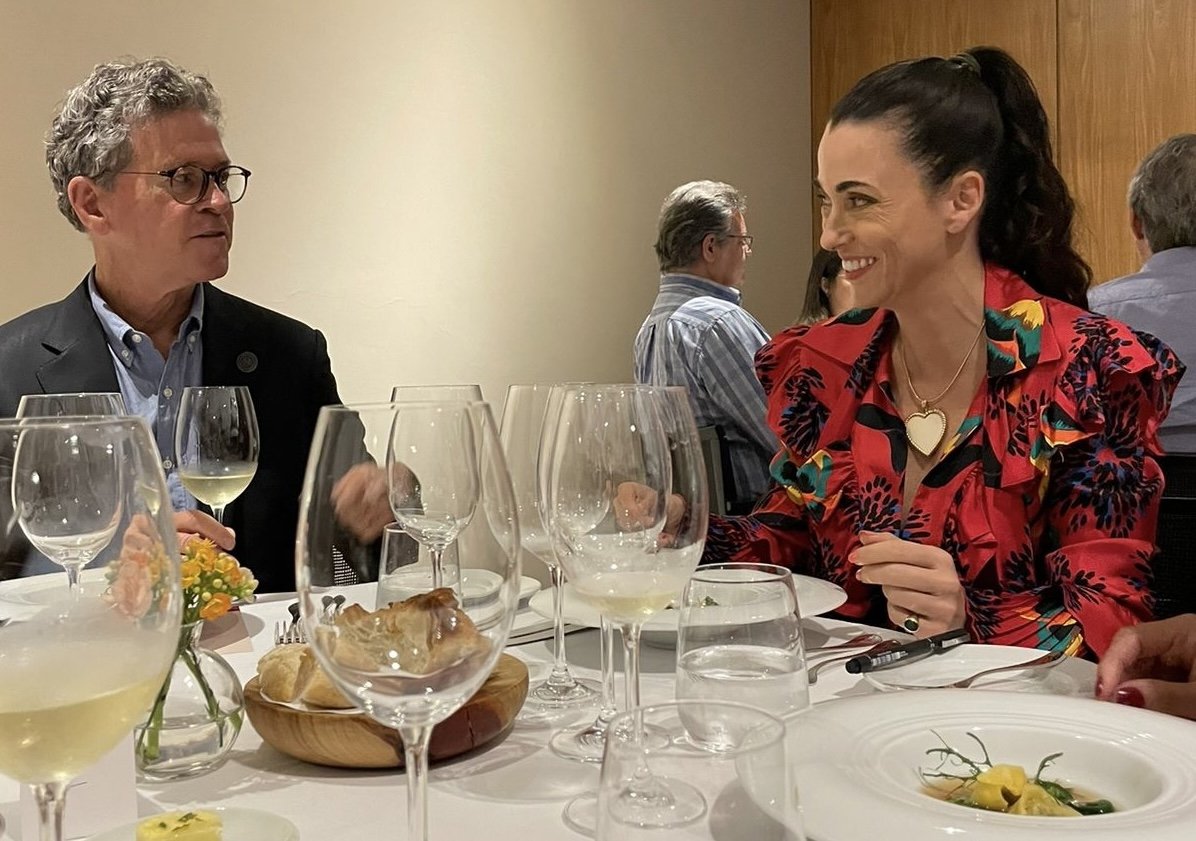 Galeria de fotos de Alexandra Forbes é a nova colunista de vinhos da EXAME Casual