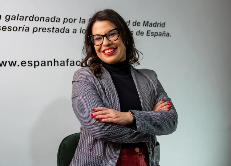 Renata Barbalho, da Espanha Fácil: "Tem coisa que eu sei que vai vender horrores, mas só lanço quando sei que o serviço vai ter nível de excelência" (Divulgação/Divulgação)