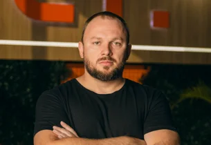Ele já foi chaveiro, pintor e empacotador. Hoje fatura R$ 106 milhões e tem clientes fora do Brasil