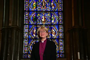 Imagem referente à matéria: Sarah Mullally é a primeira mulher nomeada chefe da Igreja Anglicana