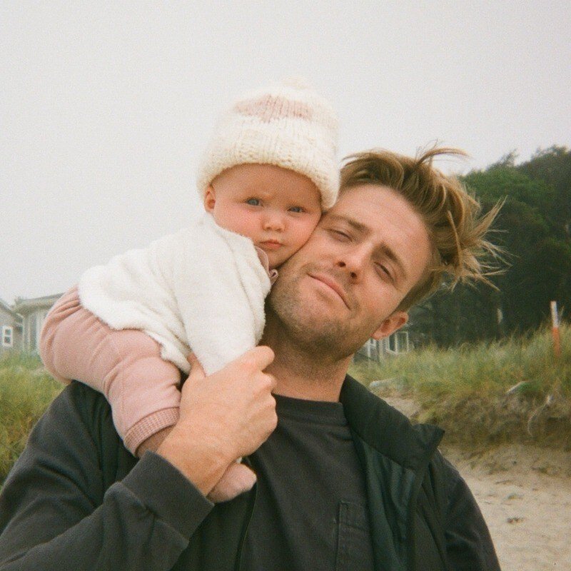 Como um universitário transformou US$ 450 em uma empresa com mais de US$ 250 milhões em vendas