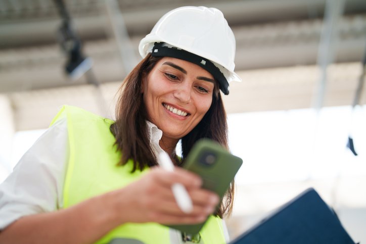 Bússola & Cia: construtora cria ‘Tinder das vagas’ para colaboradores  