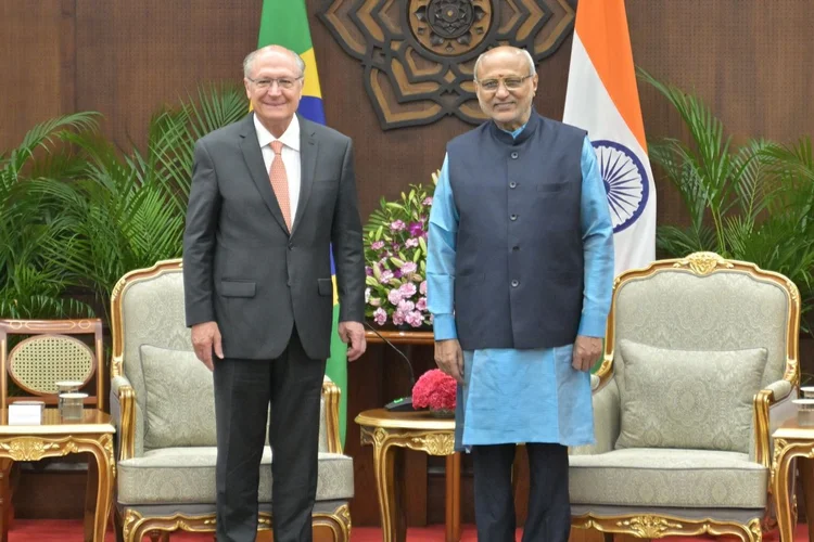 Vice-presidente da República, Geraldo Alckmin, durante a Reunião de trabalho com Chandrapuram Ponnusami Radhakrishnan, vice-presidente da República da Índia, em Nova Delhi, na Índia (Virendra Singh/MDIC/Divulgação)