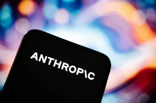 Anthropic acelera expansão global com ex-líder do Google Cloud e Salesforce