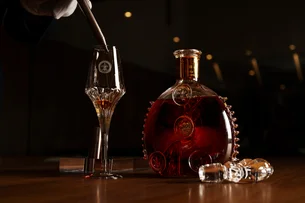 Conheça o raro cognac de R$ 35 mil a garrafa que chega a São Paulo nesta terça