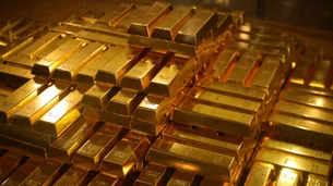 Ouro não para de quebrar recordes. Qual é a melhor forma de investir no metal precioso?