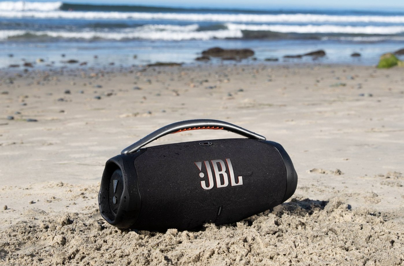 Como o Brasil virou peça-chave global da JBL — e vai começar a produzir fones de ouvido em Manaus