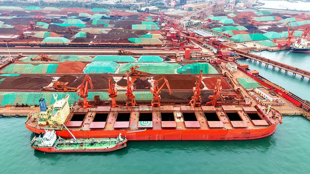China amplia guerra comercial com os EUA e sanciona gigante sul-coreana do setor naval