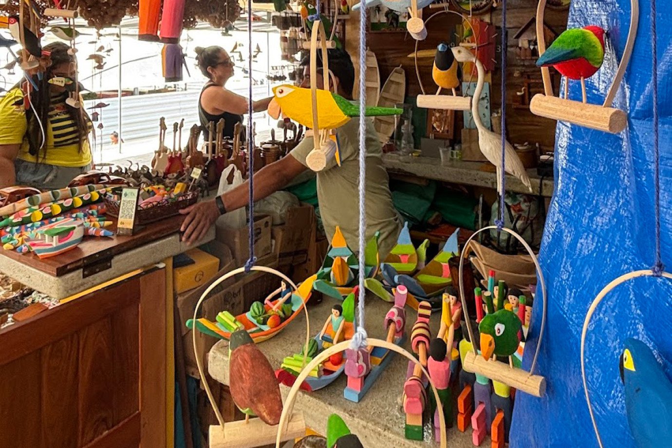 Brinquedos de miriti: tradicional artesanato presente principalmente nas festividades do Círio de Nazaré