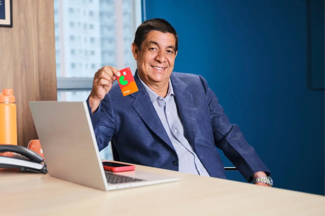 Zeca Pagodinho quer virar CLT — e a 'culpa' é da Caju