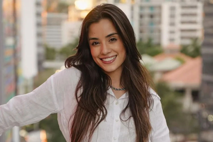 Com 85% dos evangélicos consumindo conteúdo religioso online, influenciadores e microcriadores ganham força e moldam hábitos de fé e consumo nas redes (Reprodução/Instagram)