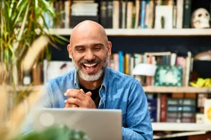 Carreira corporativa ou empreendedorismo? O que mais vale a pena