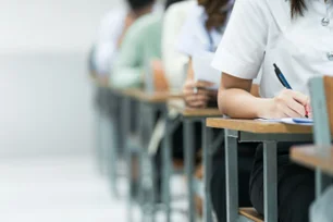 Imagem referente à matéria: CNU 2025: prazo para contestar perguntas e respostas termina nesta quarta-feira; veja como recorrer