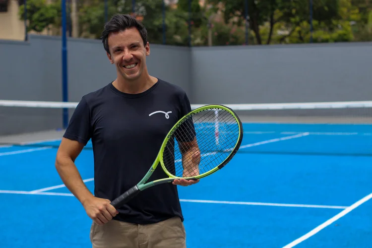 Lucas André, da Fast Tennis: “Eu não sou tenista. Gosto mais de negócios do que de tênis. E sou melhor com o notebook na mão do que com a raquete” (Divulgação/Divulgação)
