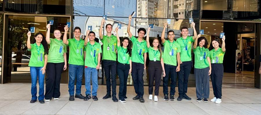 Programa leva jovens aprendizes de Goiás para intercâmbio em Londres 