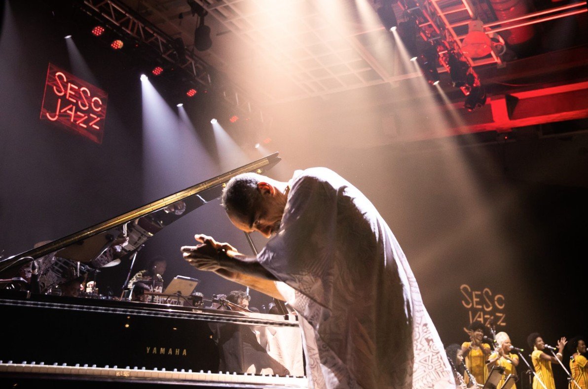 Festival de Jazz traz Aláfia e Allan Abbadia para unidades do Sesc em São Paulo
