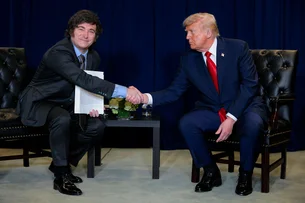 Milei se reúne com Trump para consolidar apoio político e acordos comerciais