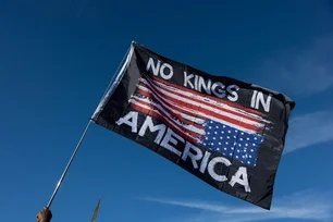 Imagem referente à matéria: O que é o movimento “No Kings” — e por que ele preocupa Donald Trump?