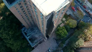 Prédio de 17 andares se abre de cima a baixo em Nova York; veja vídeo